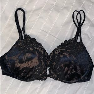 NWT Victoria’s Secret push up bra